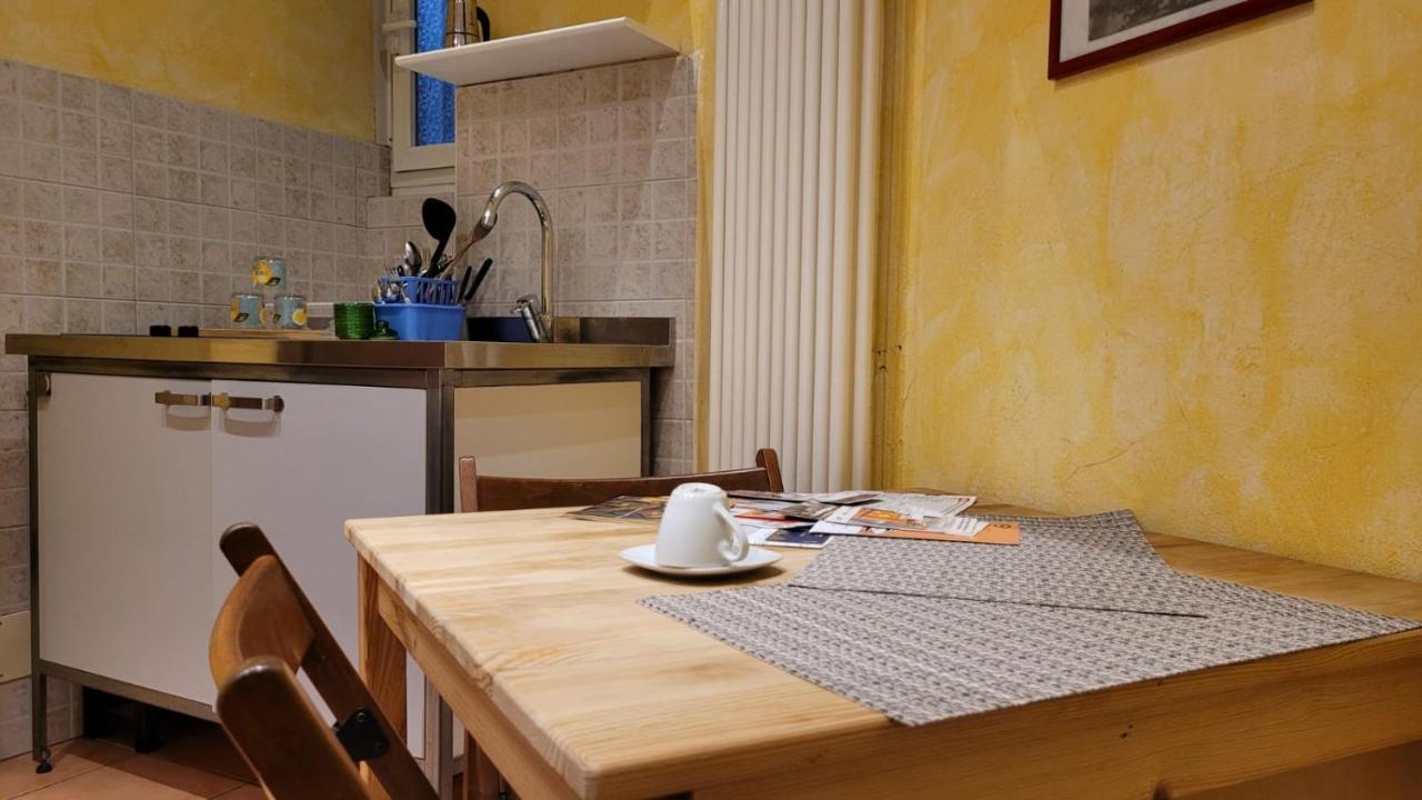 شقة Porta Romana Small Studio ميلان المظهر الخارجي الصورة